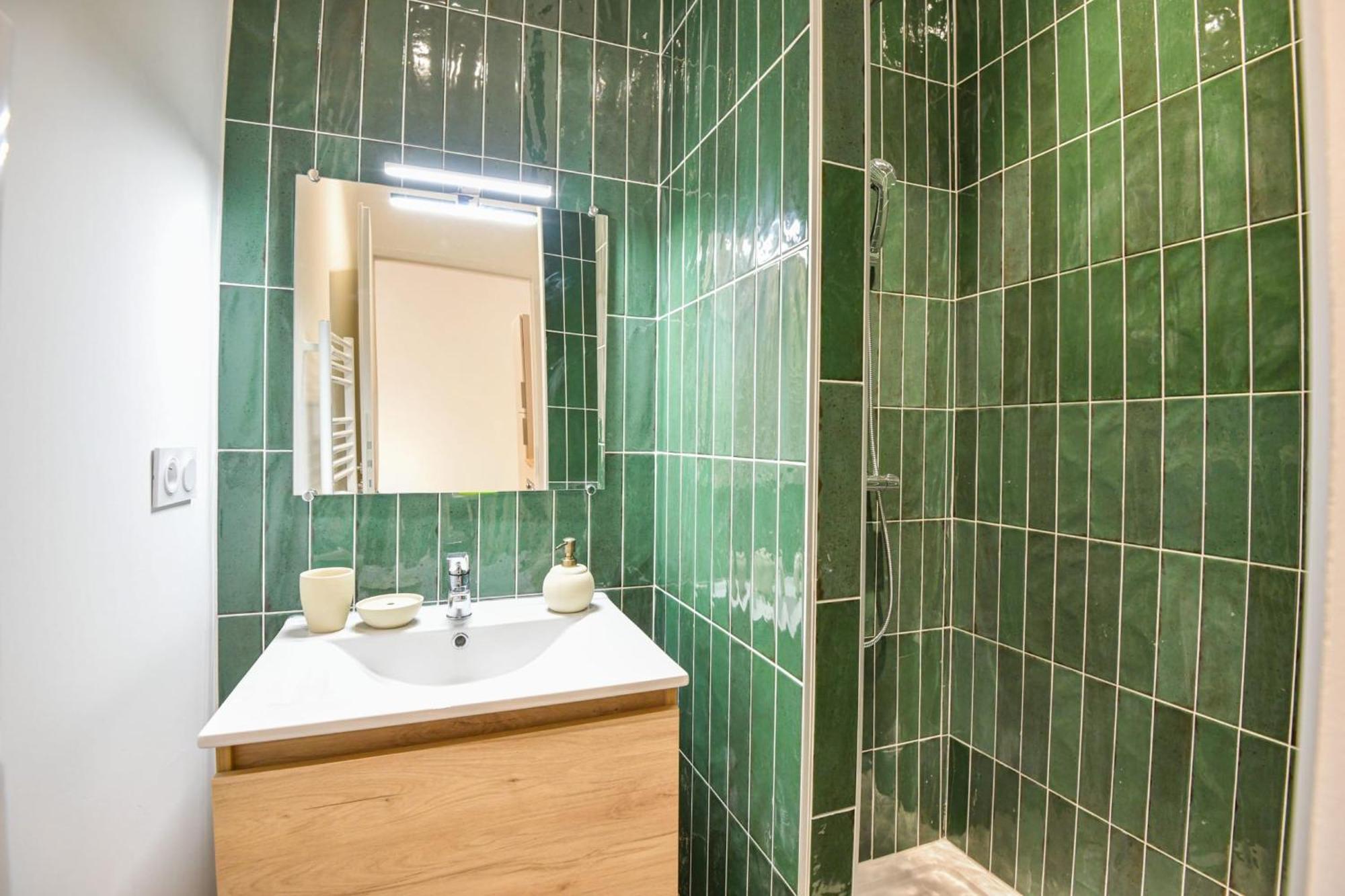 Standing 1 Ch Clim Proche Vieux-port Appartement